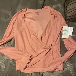 Active wrap top nwt
